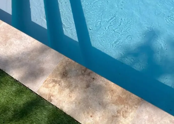 Le Petit Lavoir - Joli A Mayet